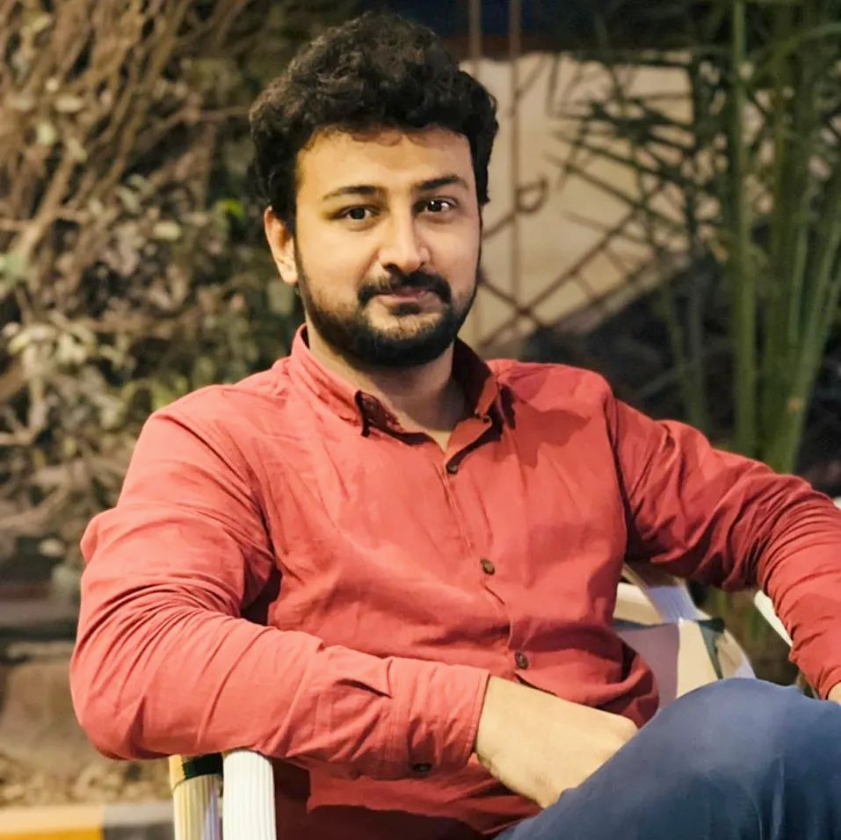 Azhar M.